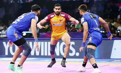 विजय मलिक ने PKL 12 में तेलुगु टाइटन्स की सफलता का श्रेय टीम की एकता को दिया विजय मलिक ने PKL 12 में तेलुगु टाइटन्स की सफलता का श्रेय टीम की एकता को दिया