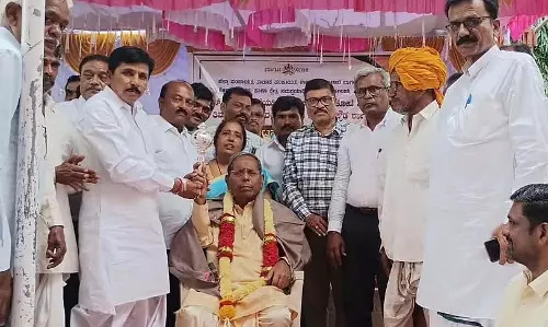 MLA मेती ने अपने गृहनगर के स्कूल को 2 एकड़ जमीन दान करने का वादा किया