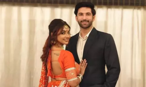 Nandish Sandhu ने कविता बनर्जी से की सगाई Nandish Sandhu ने कविता बनर्जी से की सगाई