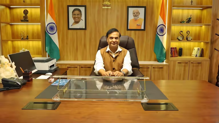 Assam सरकार 2 लाख नौकरियों की नियुक्तियों के करीब, 1 लाख का वादा पार Assam सरकार 2 लाख नौकरियों की नियुक्तियों के करीब, 1 लाख का वादा पार
