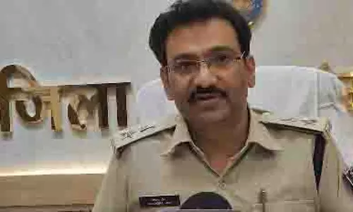 Madhya Pradesh: बैतूल में सांप्रदायिक झड़प टाली गई, पांच गिरफ्तार Madhya Pradesh: बैतूल में सांप्रदायिक झड़प टाली गई, पांच गिरफ्तार