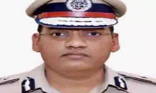 चंडीगढ़ डीजीपी ने IPS आत्महत्या जांच के लिए SIT गठित की चंडीगढ़ डीजीपी ने IPS आत्महत्या जांच के लिए SIT गठित की
