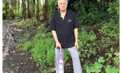 नशे में धुत Mahesh Bhatt और Ex पत्नी के बीच रातभर हुआ ड्रामा, चिल्लाते रहे फिल्ममेकर – जानिए पूरी कहानी नशे में धुत Mahesh Bhatt और Ex पत्नी के बीच रातभर हुआ ड्रामा, चिल्लाते रहे फिल्ममेकर – जानिए पूरी कहानी