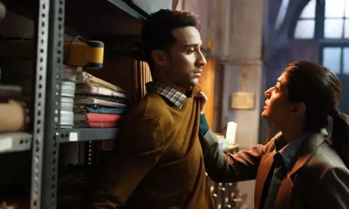“Gyaarah Gyaarah बनी ZEE5 की मोस्ट पॉपुलर क्राइम थ्रिलर सीरीज़ 2024 — दर्शकों ने सुन्न कर दी दिमागी उलझनें “Gyaarah Gyaarah बनी ZEE5 की मोस्ट पॉपुलर क्राइम थ्रिलर सीरीज़ 2024 — दर्शकों ने सुन्न कर दी दिमागी उलझनें