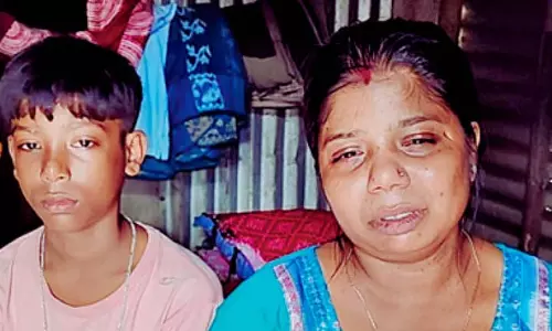 Gobardanga हत्याकांड के पीछे पैसा, माँ लिखे टैटू से शव की पहचान Gobardanga हत्याकांड के पीछे पैसा, माँ लिखे टैटू से शव की पहचान