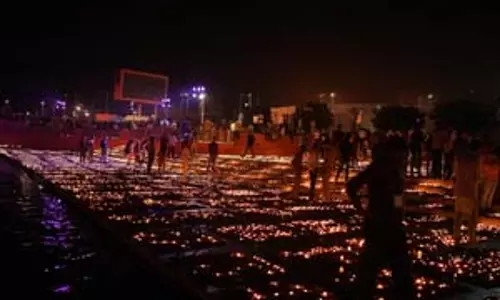 दीपोत्सव को लेकर प्रशासनिक तैयारियां पूरी, डीएम ने लगाई मजिस्ट्रेट ड्यूटी दीपोत्सव को लेकर प्रशासनिक तैयारियां पूरी, डीएम ने लगाई मजिस्ट्रेट ड्यूटी