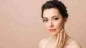 Skin Care: फेस पैक लगाने से चेहरे पर आएगी चमक Skin Care: फेस पैक लगाने से चेहरे पर आएगी चमक
