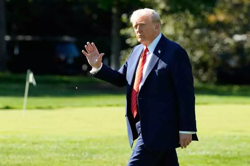 Trump 79 वर्षीय ट्रंप की हृदय गति 65 वर्ष जैसी: डॉक्टर Trump 79 वर्षीय ट्रंप की हृदय गति 65 वर्ष जैसी: डॉक्टर
