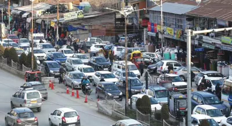 RTO Kashmir ने वाणिज्यिक वाहन मालिकों को फिटनेस निरीक्षण कराने का निर्देश दिया RTO Kashmir ने वाणिज्यिक वाहन मालिकों को फिटनेस निरीक्षण कराने का निर्देश दिया