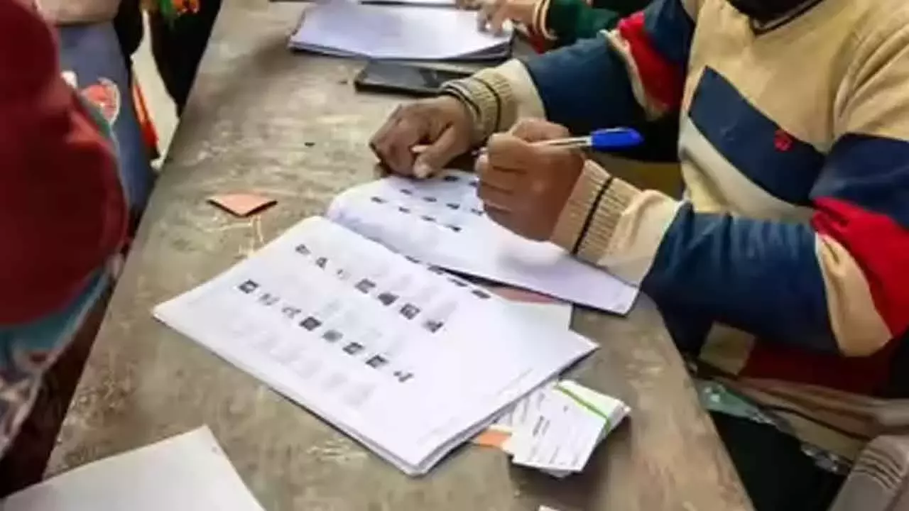 Jharkhand उपचुनाव के लिए मतदाता पहचान पत्र के विकल्प का विस्तार Jharkhand उपचुनाव के लिए मतदाता पहचान पत्र के विकल्प का विस्तार