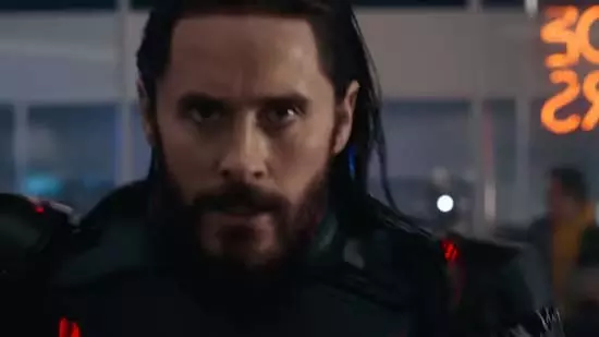 Disneys Tron: एरेस ने गुरुवार के पूर्वावलोकन में लगभग 5 मिलियन डॉलर कमाए Disneys Tron: एरेस ने गुरुवार के पूर्वावलोकन में लगभग 5 मिलियन डॉलर कमाए
