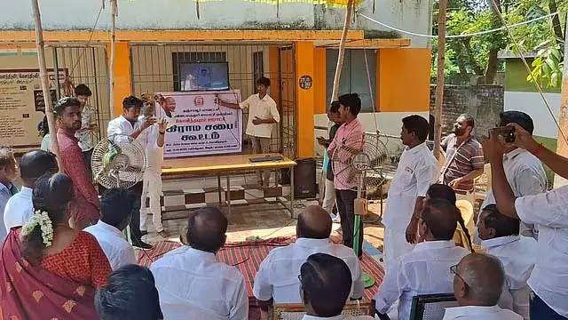 पहली बार 10,000 गांवों को एक ग्राम सभा में मिला दिया गया है: एम.के. स्टालिन का भाषण पहली बार 10,000 गांवों को एक ग्राम सभा में मिला दिया गया है: एम.के. स्टालिन का भाषण