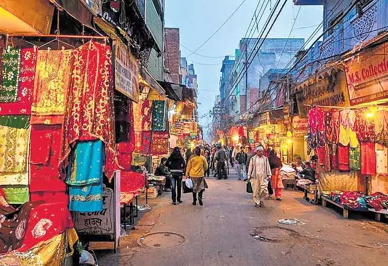 Delhi सरकार ने 694 करोड़ रुपये के GST रिफंड को मंजूरी दी, व्यापार में बढ़ोतरी के प्रयास तेज Delhi सरकार ने 694 करोड़ रुपये के GST रिफंड को मंजूरी दी, व्यापार में बढ़ोतरी के प्रयास तेज