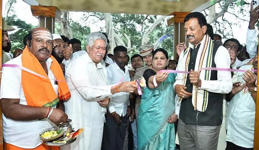 कमलापुर के विकास के लिए 15 करोड़ रुपये: Gaviyappa कमलापुर के विकास के लिए 15 करोड़ रुपये: Gaviyappa