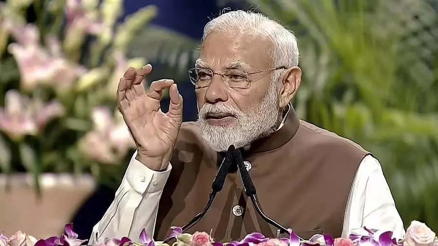 PM Modi ने 35,440 करोड़ की दो बड़ी कृषि योजनाओं का शुभारंभ किया PM Modi ने 35,440 करोड़ की दो बड़ी कृषि योजनाओं का शुभारंभ किया