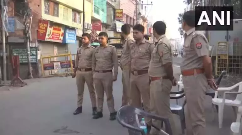 Bareilly हिंसा में जेल में बंद मौलाना पर 28 हजार रुपये का कर्ज Bareilly हिंसा में जेल में बंद मौलाना पर 28 हजार रुपये का कर्ज