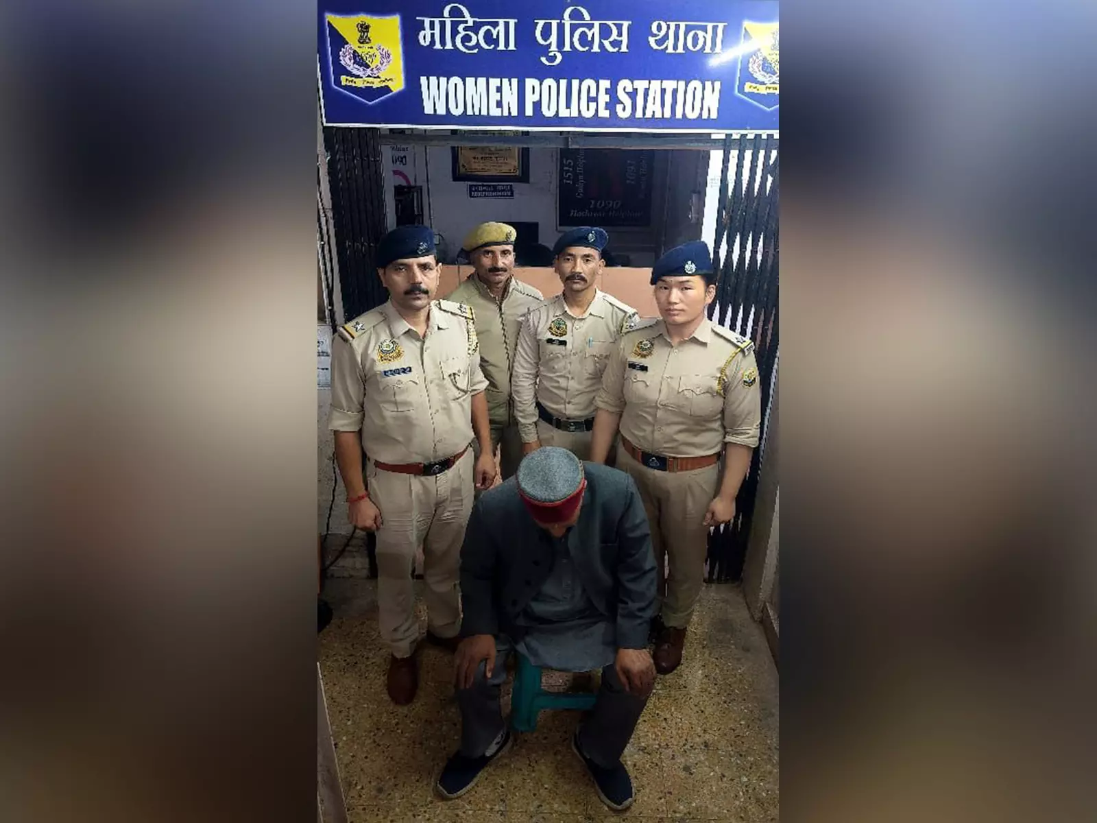 महिला कांग्रेस ने भाजपा प्रदेश अध्यक्ष राजीव बिंदल के इस्तीफे की मांग की महिला कांग्रेस ने भाजपा प्रदेश अध्यक्ष राजीव बिंदल के इस्तीफे की मांग की