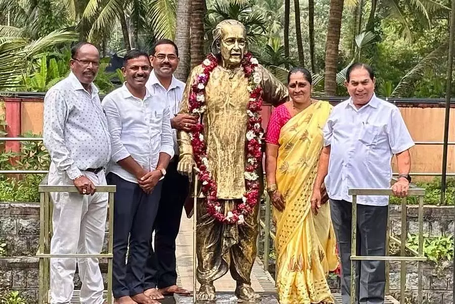 करंथारा के जीवन के प्रति जुनून को विकसित करें: Anand C. Kunder करंथारा के जीवन के प्रति जुनून को विकसित करें: Anand C. Kunder