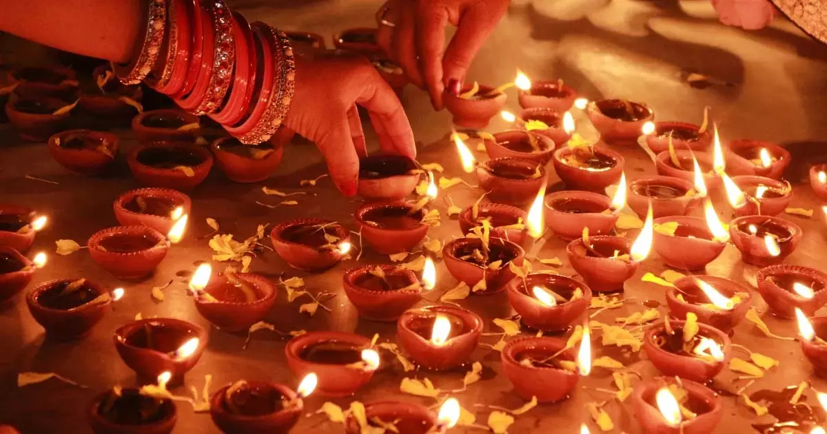 इस बार छह दिन का होगा Deepotsav जानिए हर दिन का महत्व इस बार छह दिन का होगा Deepotsav जानिए हर दिन का महत्व