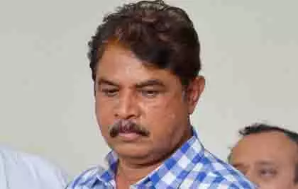 कर्नाटक: लड़की के बलात्कार और हत्या को लेकर BJP ने सरकार की आलोचना की कर्नाटक: लड़की के बलात्कार और हत्या को लेकर BJP ने सरकार की आलोचना की