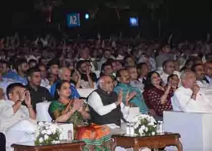 PM मोदी के मेरा देश पहले के संदेश ने गुजरात में भर दिया जोश PM मोदी के मेरा देश पहले के संदेश ने गुजरात में भर दिया जोश