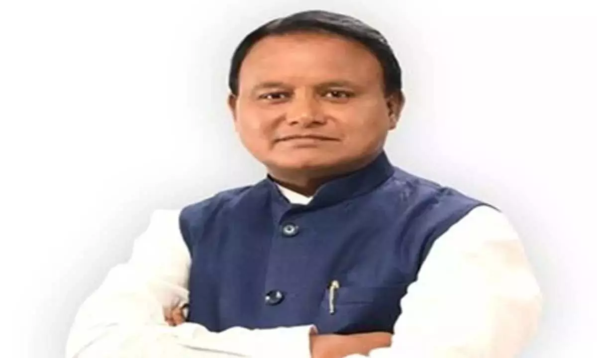 CM ने ममता से कहा, दुर्गापुर छात्रा गैंगरेप मामले में सख्त कार्रवाई करें CM ने ममता से कहा, दुर्गापुर छात्रा गैंगरेप मामले में सख्त कार्रवाई करें