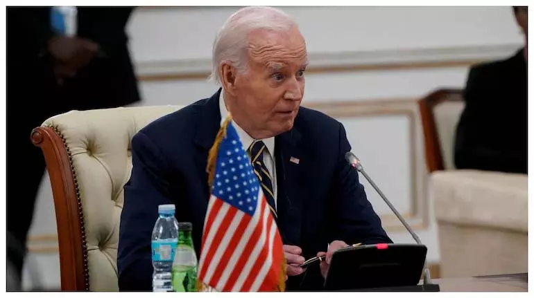 Joe Biden ने आक्रामक प्रोस्टेट कैंसर के लिए विकिरण चिकित्सा शुरू की Joe Biden ने आक्रामक प्रोस्टेट कैंसर के लिए विकिरण चिकित्सा शुरू की