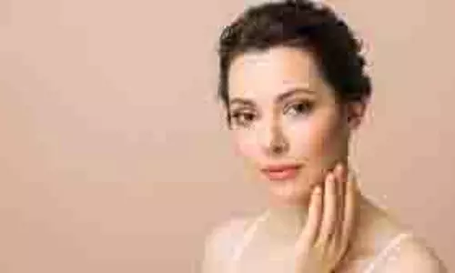 Skin Care: फेस पैक लगाने से चेहरे पर आएगी चमक Skin Care: फेस पैक लगाने से चेहरे पर आएगी चमक