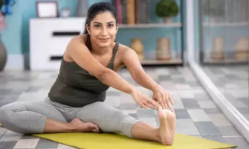 Health: स्वस्थ और फिट रहने के लिए हर सुबह करे ये योगासन Health: स्वस्थ और फिट रहने के लिए हर सुबह करे ये योगासन