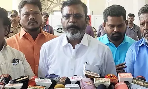 कार रोकने की घटना एक सुनियोजित साजिश थी: Thol. Thirumavalavan कार रोकने की घटना एक सुनियोजित साजिश थी: Thol. Thirumavalavan