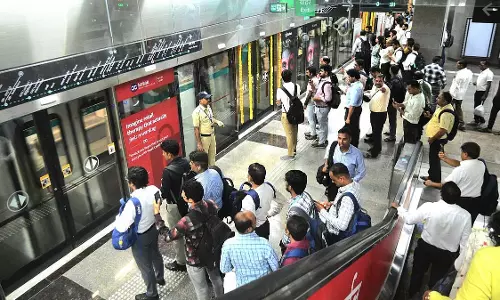 Metro लाइन 3 पर दूसरे दिन यात्रियों की संख्या में बढ़ोतरी, 1.11 लाख के पार