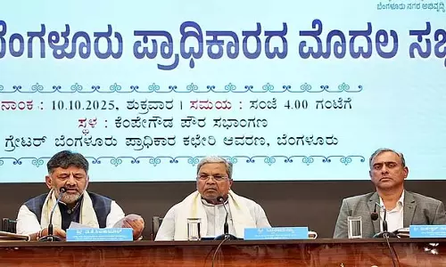 CM की सुचारू शासन, सभी के लिए स्वच्छ जल आपूर्ति, स्वच्छता और परिवहन व्यवस्था के प्रति प्रतिबद्धता