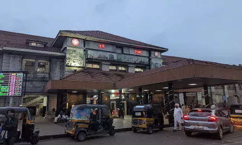 पुणे रेलवे स्टेशन: 17 से 25 अक्टूबर तक प्लेटफॉर्म टिकट की बिक्री प्रतिबंधित पुणे रेलवे स्टेशन: 17 से 25 अक्टूबर तक प्लेटफॉर्म टिकट की बिक्री प्रतिबंधित