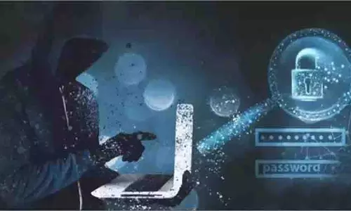 Up News:  महिला को शेयर ट्रेडिंग के नाम पर लगाया गया चूना, साइबर पुलिस कर रही जांच