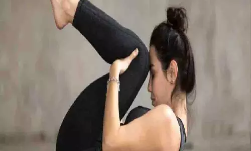 Yoga Poses: एसिडिटी से राहत पाने के लिए नियमित रूप से करें ये 4 योगासन Yoga Poses: एसिडिटी से राहत पाने के लिए नियमित रूप से करें ये 4 योगासन