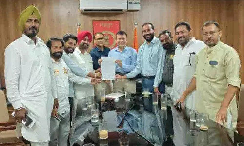 संगरूर के दो और पार्षदों ने MC chief से समर्थन वापस लिया, सत्तारूढ़ आप के लिए मुसीबत बढ़ी संगरूर के दो और पार्षदों ने MC chief से समर्थन वापस लिया, सत्तारूढ़ आप के लिए मुसीबत बढ़ी