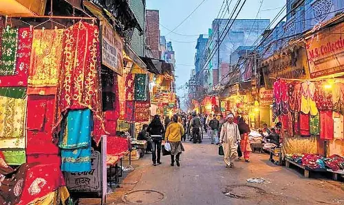 Delhi सरकार ने 694 करोड़ रुपये के GST रिफंड को मंजूरी दी, व्यापार में बढ़ोतरी के प्रयास तेज