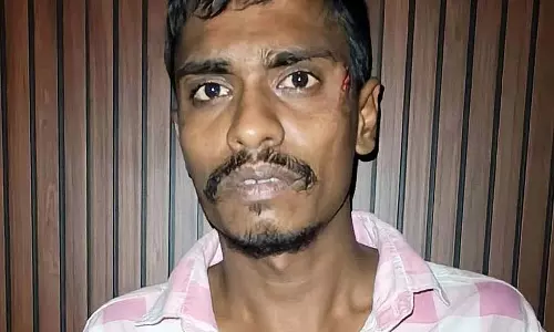 PSI जबरन वसूली मामला: तीन गिरफ्तार PSI जबरन वसूली मामला: तीन गिरफ्तार