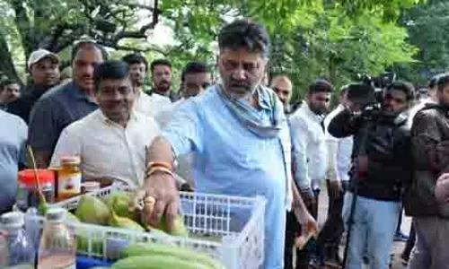 Shivakumar का बड़ा बयान: मुख्यमंत्री पद की कोई जल्दी नहीं Shivakumar का बड़ा बयान: मुख्यमंत्री पद की कोई जल्दी नहीं