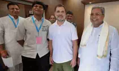 Karnataka के मुख्यमंत्री के पोते ने राहुल गांधी के साथ तस्वीरें साझा कीं