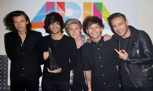 Louis Tomlinson ने ज़ैन मलिक के जाने पर बात की, बताया कि वह क्या चाहते थे
