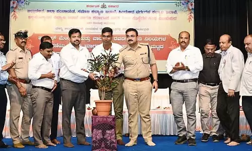 तनाव दूर करने और आत्मविश्वास बढ़ाने के उपाय: उपायुक्त