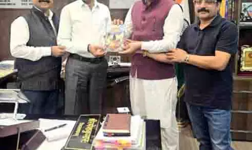 Rohit Shastri ने मंडलायुक्त से मुलाकात कर संस्कृत के प्रचार-प्रसार पर चर्चा की