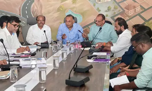 समुद्र तट पर कोस्टल रोड: मंत्री दिनेश गुंडू राव समुद्र तट पर कोस्टल रोड: मंत्री दिनेश गुंडू राव