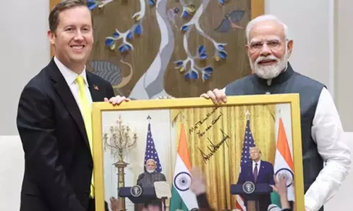 नए राजदूत Sergio Gor ने पीएम मोदी से की महत्वपूर्ण मुलाकात नए राजदूत Sergio Gor ने पीएम मोदी से की महत्वपूर्ण मुलाकात