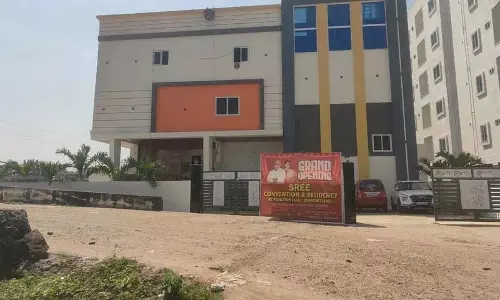 अवैध रूप से बनी फंक्शन हॉल के उद्घाटन पर बवाल, MLA प्रेमसागर राव पर संरक्षण का आरोप