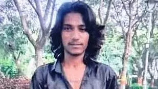 Indore : जन्मदिन की पार्टी में जाने को लेकर हुए विवाद में चचेरे भाई ने युवक की हत्या कर दी Indore : जन्मदिन की पार्टी में जाने को लेकर हुए विवाद में चचेरे भाई ने युवक की हत्या कर दी