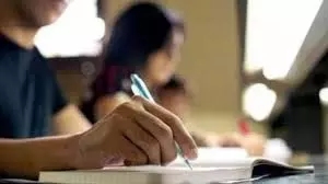 PAT paper लीक से परीक्षाओं की विश्वसनीयता पर सवाल PAT paper लीक से परीक्षाओं की विश्वसनीयता पर सवाल
