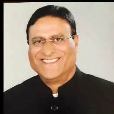 राज्यसभा चुनाव में चौधरी रमजान की उम्मीदवारी का कुपवाड़ावासियों ने स्वागत किया राज्यसभा चुनाव में चौधरी रमजान की उम्मीदवारी का कुपवाड़ावासियों ने स्वागत किया