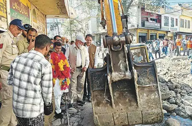 बीआरओ ने राजौरी में खेओरा पुल्ली निर्माण कार्य शुरू किया बीआरओ ने राजौरी में खेओरा पुल्ली निर्माण कार्य शुरू किया